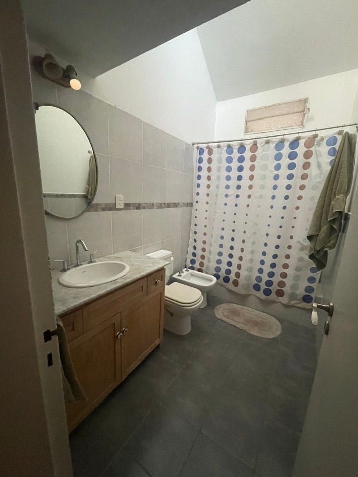 casa en barrio jardin ubicacion privilegiada a una cuadra del paseo del jockey