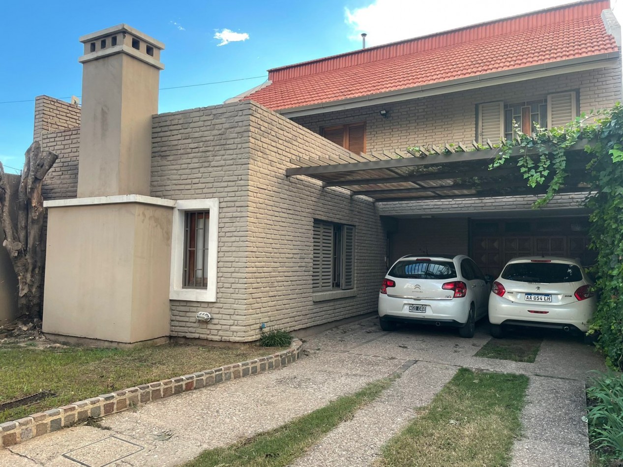 casa en barrio jardin ubicacion privilegiada a una cuadra del paseo del jockey