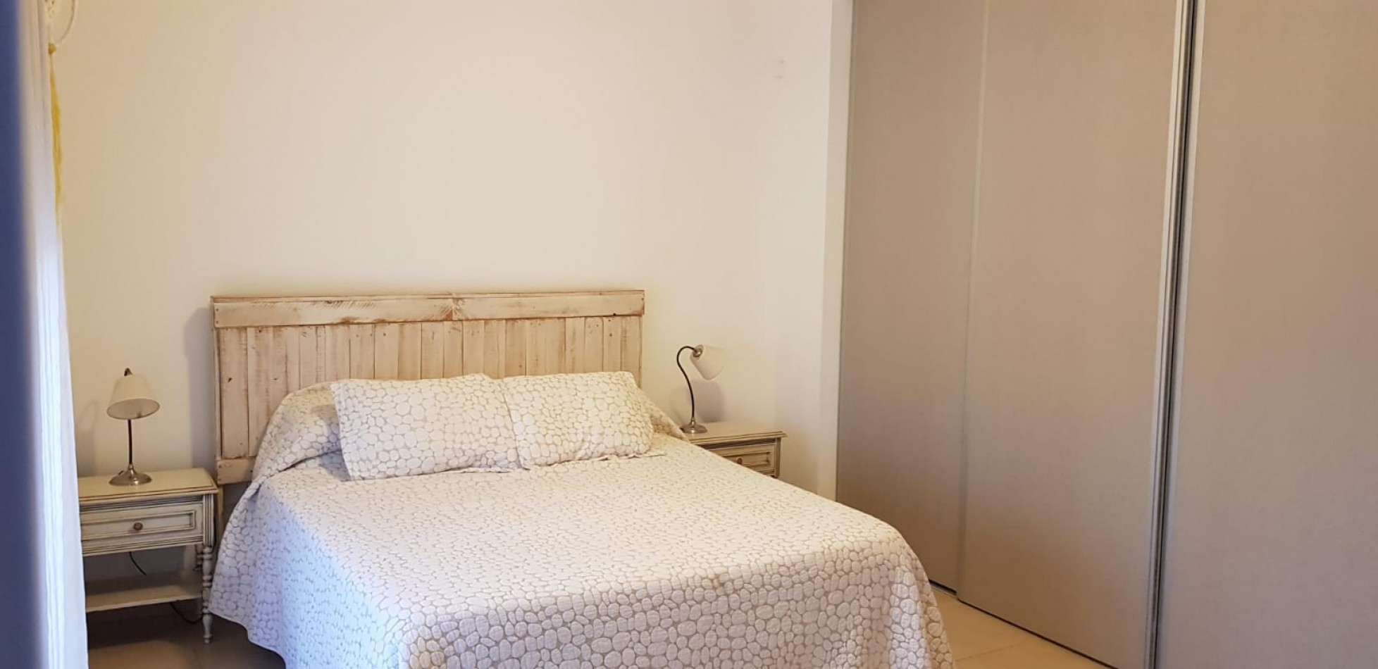 CASA EN VENTA 3 DORMITORIOS CHARCRAS DEL NORTE ZONA SPILIMBERGO 180 M2 COCHERA PARA DOS AUTOS3