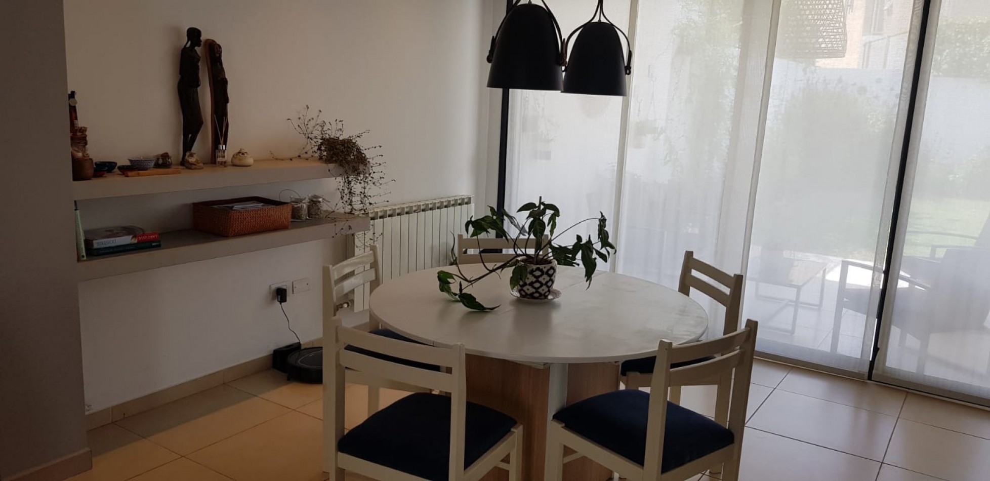 CASA EN VENTA 3 DORMITORIOS CHARCRAS DEL NORTE ZONA SPILIMBERGO 180 M2 COCHERA PARA DOS AUTOS3