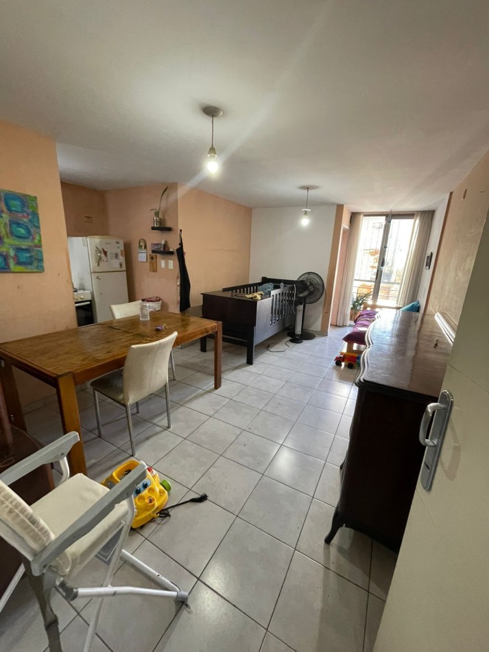 Venta de depto de un dormitorio con dos balcones B providencia a media cuadra de av santa fe