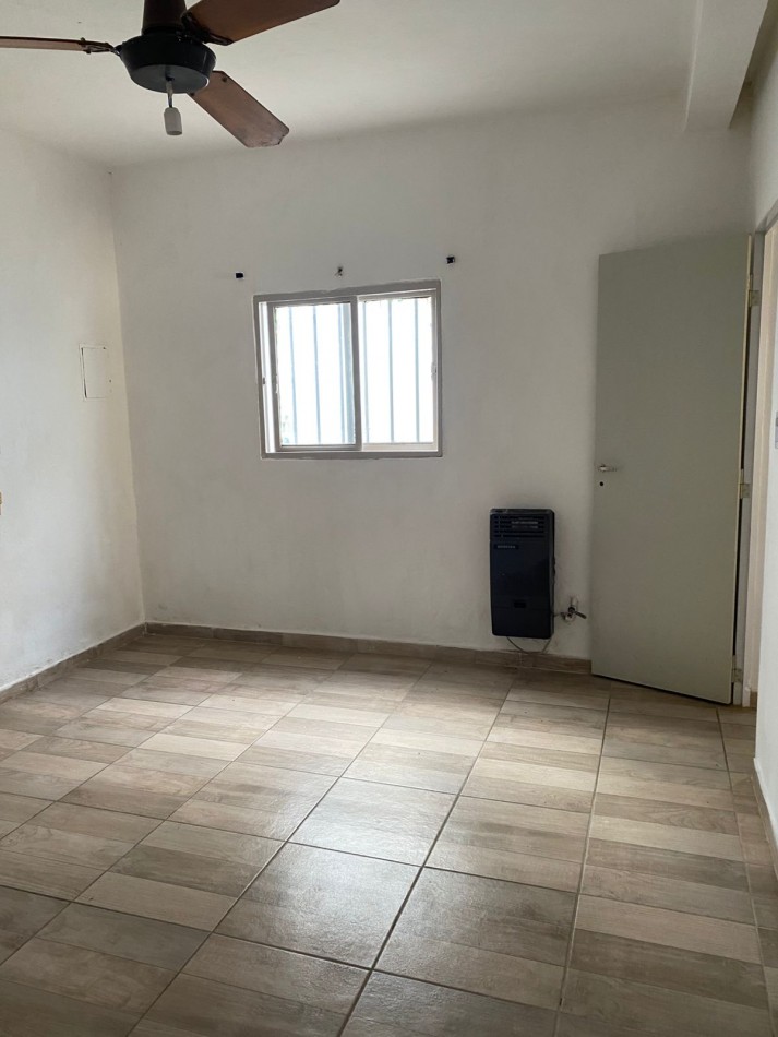 Vendemos Casa de 3 Dormitorios con cochera + Depto de 2 dormitorios en ALTA CORDOBA francisco quevedo al 305