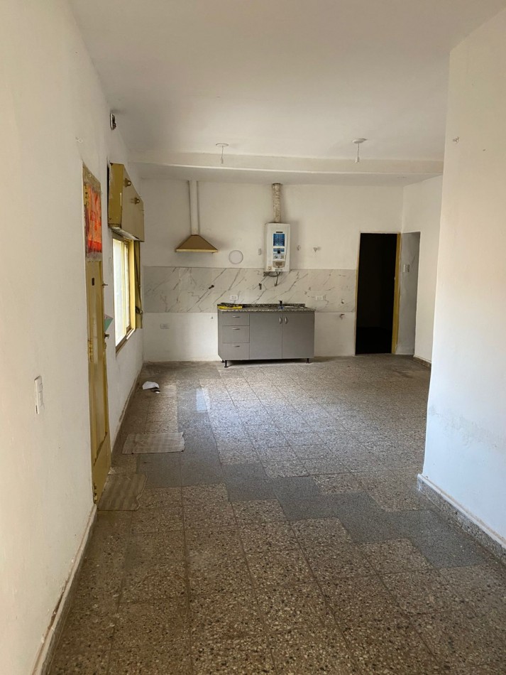 Vendemos Casa de 3 Dormitorios con cochera + Depto de 2 dormitorios en ALTA CORDOBA francisco quevedo al 305