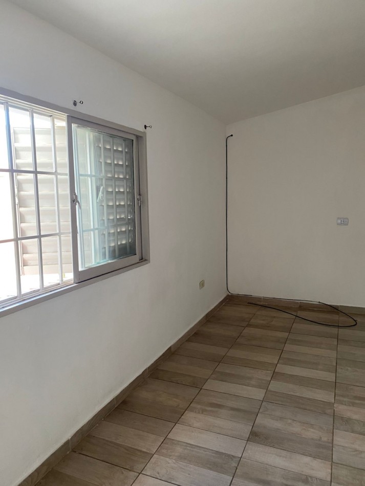 Vendemos Casa de 3 Dormitorios con cochera + Depto de 2 dormitorios en ALTA CORDOBA francisco quevedo al 305