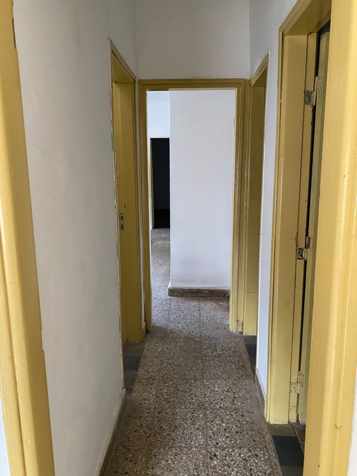 Vendemos Casa de 3 Dormitorios con cochera + Depto de 2 dormitorios en ALTA CORDOBA francisco quevedo al 305