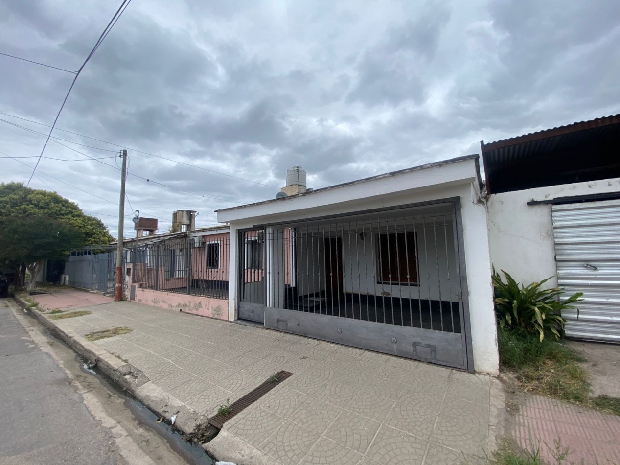 vendo casa de 3 dormitorios appto credito en B parque Republica