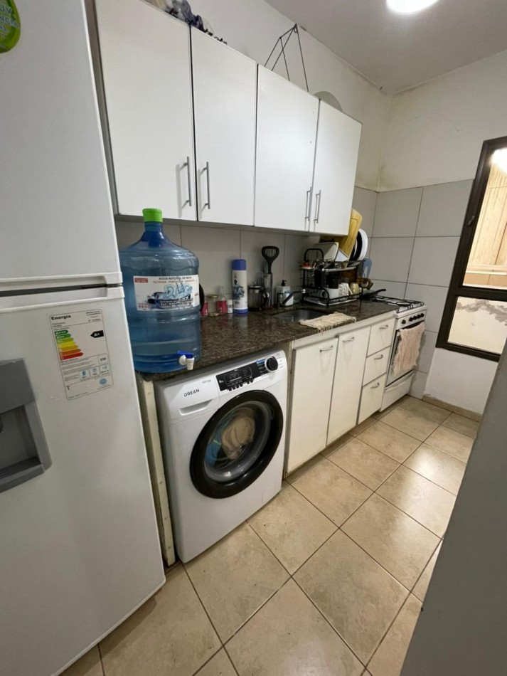 Venta de depto de un dormitorio en planta baja con patio y cocina separada , con escritura en barrio pueyyredon 