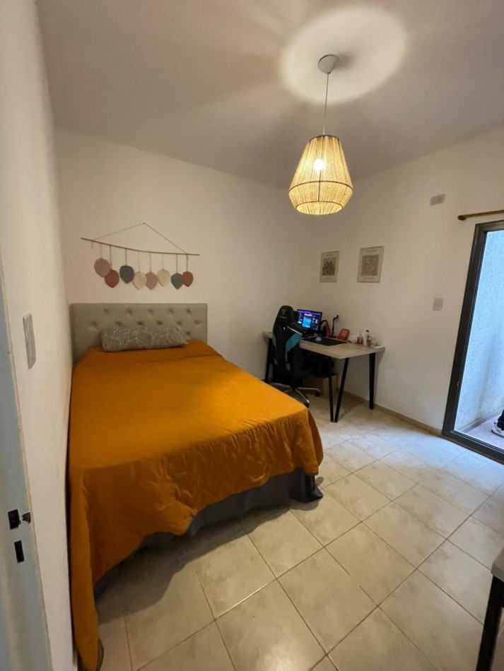 Venta de depto de un dormitorio en planta baja con patio y cocina separada , con escritura en barrio pueyyredon 