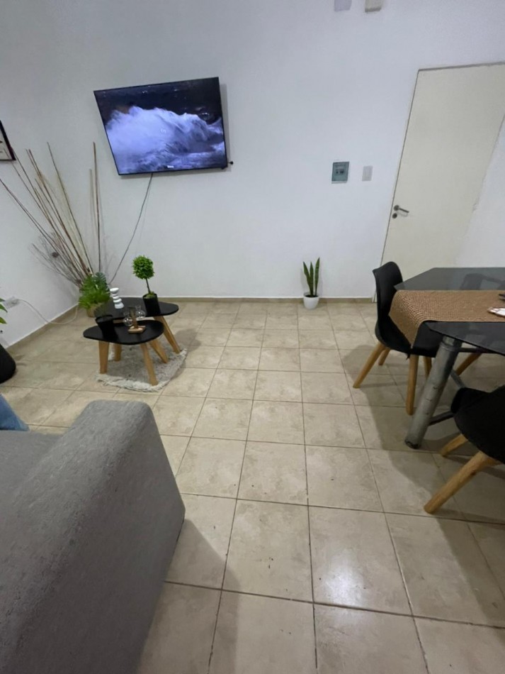 Venta de depto de un dormitorio en planta baja con patio y cocina separada , con escritura en barrio pueyyredon 