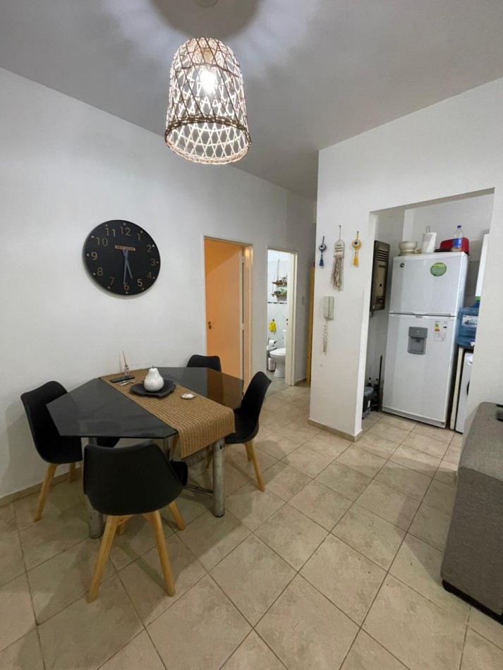 Venta de depto de un dormitorio en planta baja con patio y cocina separada , con escritura en barrio pueyyredon 