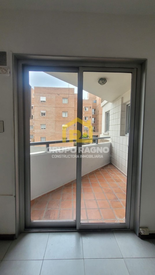 ¡Impecable Departamento 2 dormitorios en Alquiler con cochera, pileta y sum en Pueyrredon Excelente Ubicacion!