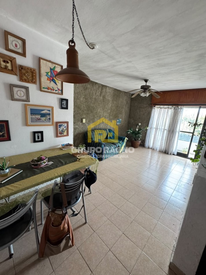 Amplio Duplex con cochera Barrio Crisol