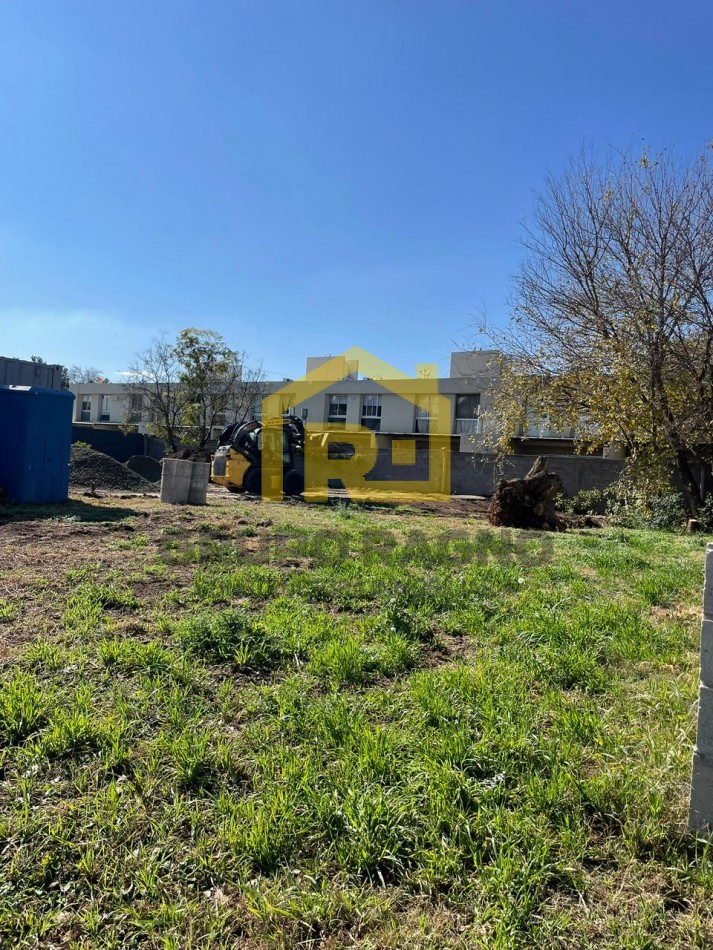 OPORTUNIDAD UNICA EN ZONA SUR! VENDO LOTE EN JARDIN DE LAS TEJAS 300 MTS TODOS LOS SERVICIOS