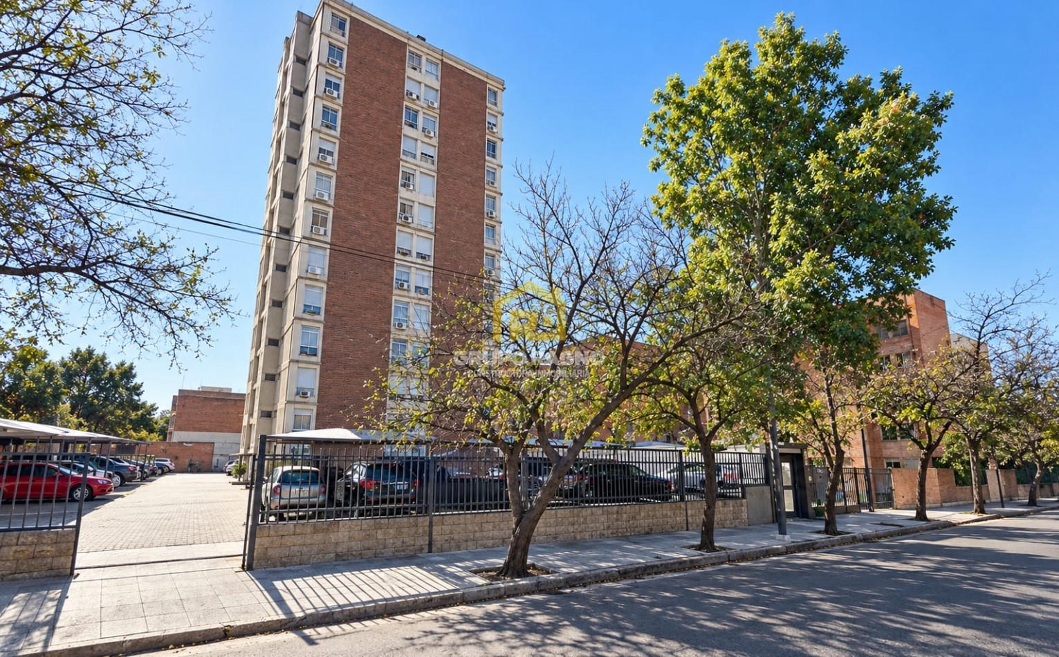 ¡Impecable Departamento 2 dormitorios en Alquiler con cochera, pileta y sum en Pueyrredon Excelente Ubicacion!