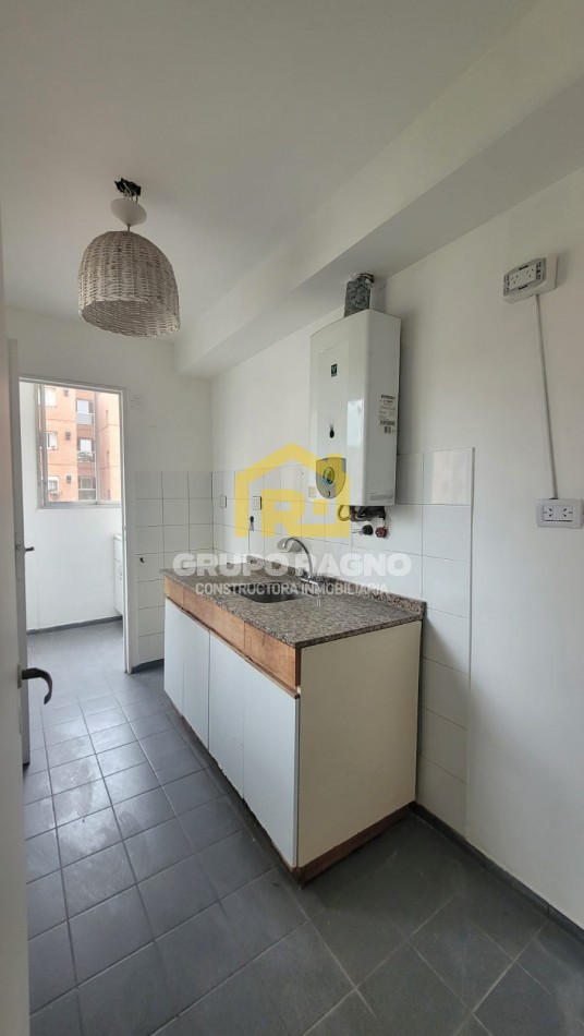 ¡Impecable Departamento 2 dormitorios en Alquiler con cochera, pileta y sum en Pueyrredon Excelente Ubicacion!