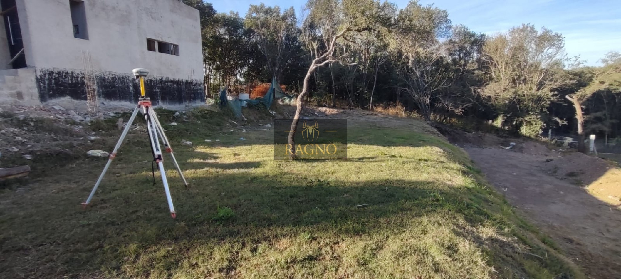 venta de lote en villa catalina 300 mts totalmente plano (B Campos verdes) todos los servicios con escritura