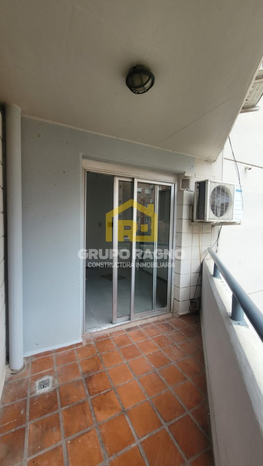 ¡Impecable Departamento 2 dormitorios en Alquiler con cochera, pileta y sum en Pueyrredon Excelente Ubicacion!