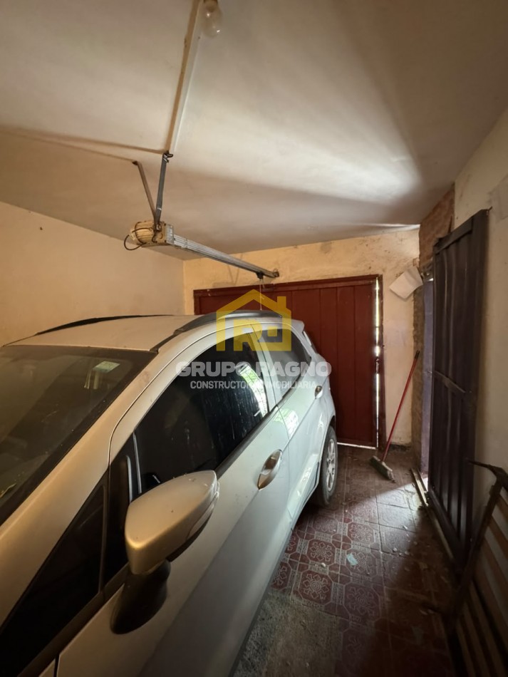 Amplio Duplex con cochera Barrio Crisol