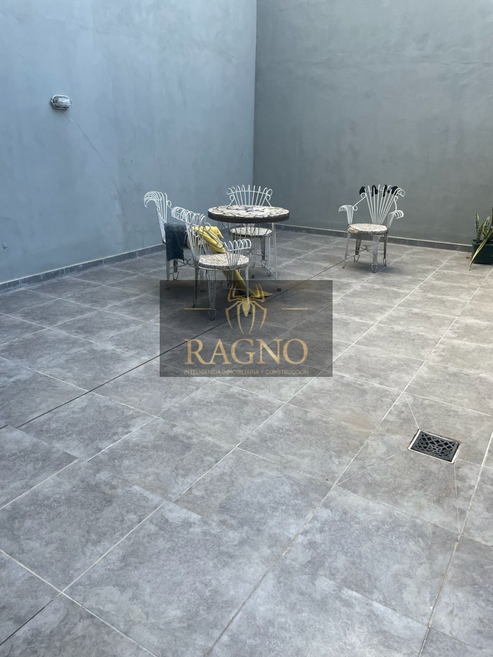 Departamento en venta en B Pueyrredon Mejico 1117 un dormitorio con patio de 39 mts CON ESCRITURA APPTO CREDITO